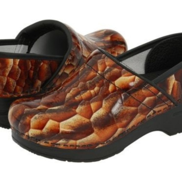 Dansko Shoes - Dansko Size 37 6.5 7 Professional Tiger's Eye Clogs Shoes Animal Print Leather